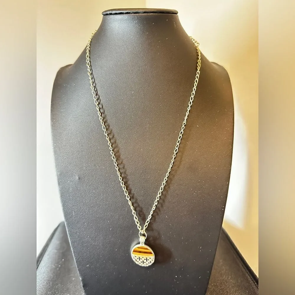 21” Sterling silver necklace with Tigers eye, flower circle pendant!‎